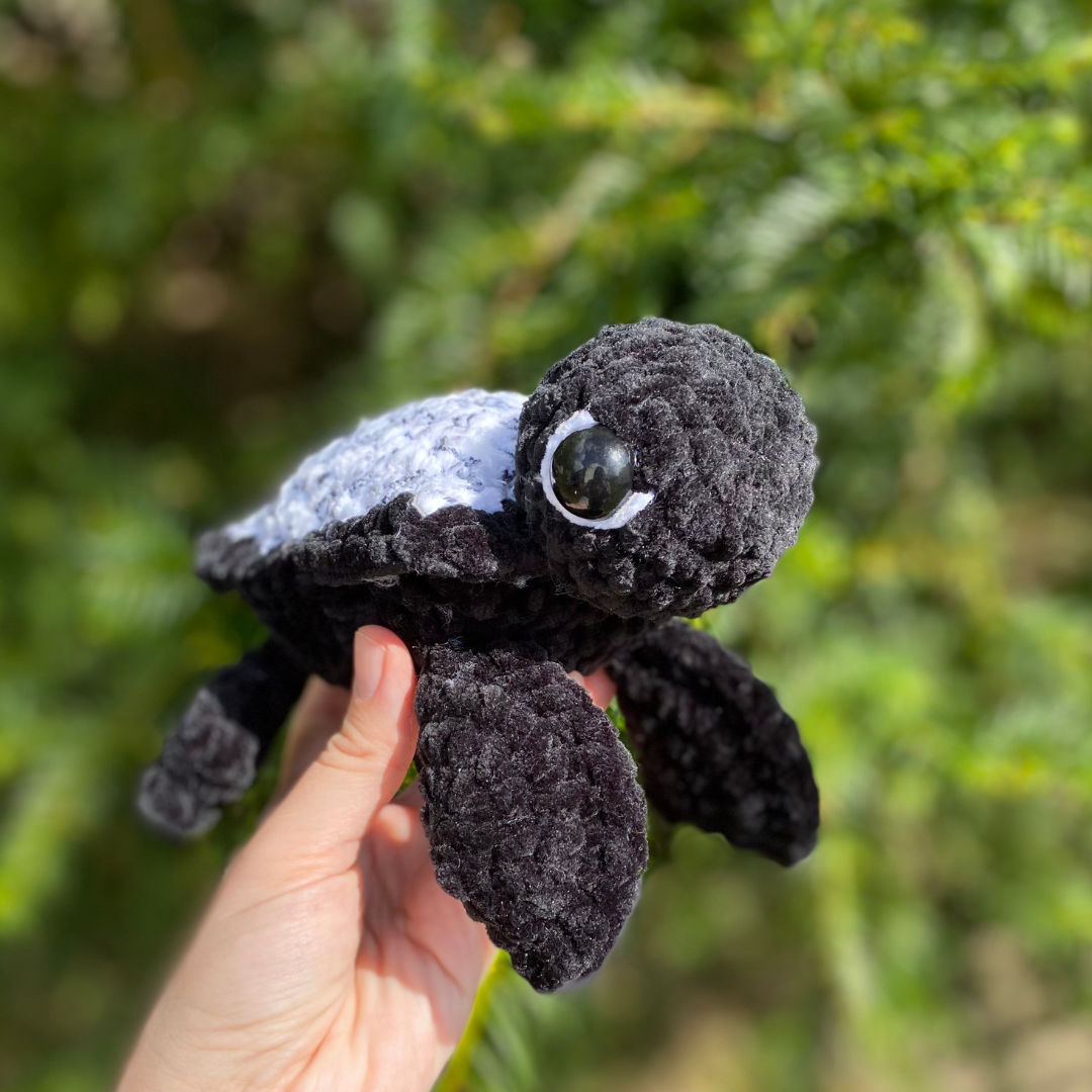 Cookies and cream Pop-tart turtle (Pop-tartle)